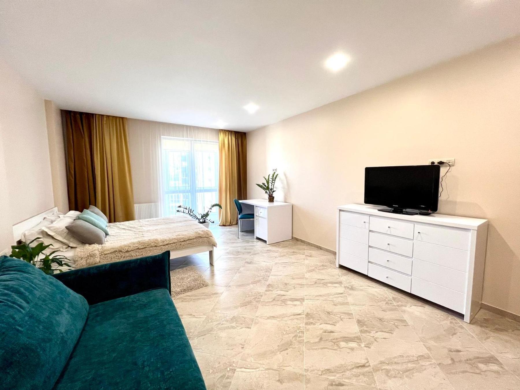 Osapart Comfortable Apartment In A Complex Great Britain Lviv Bagian luar foto