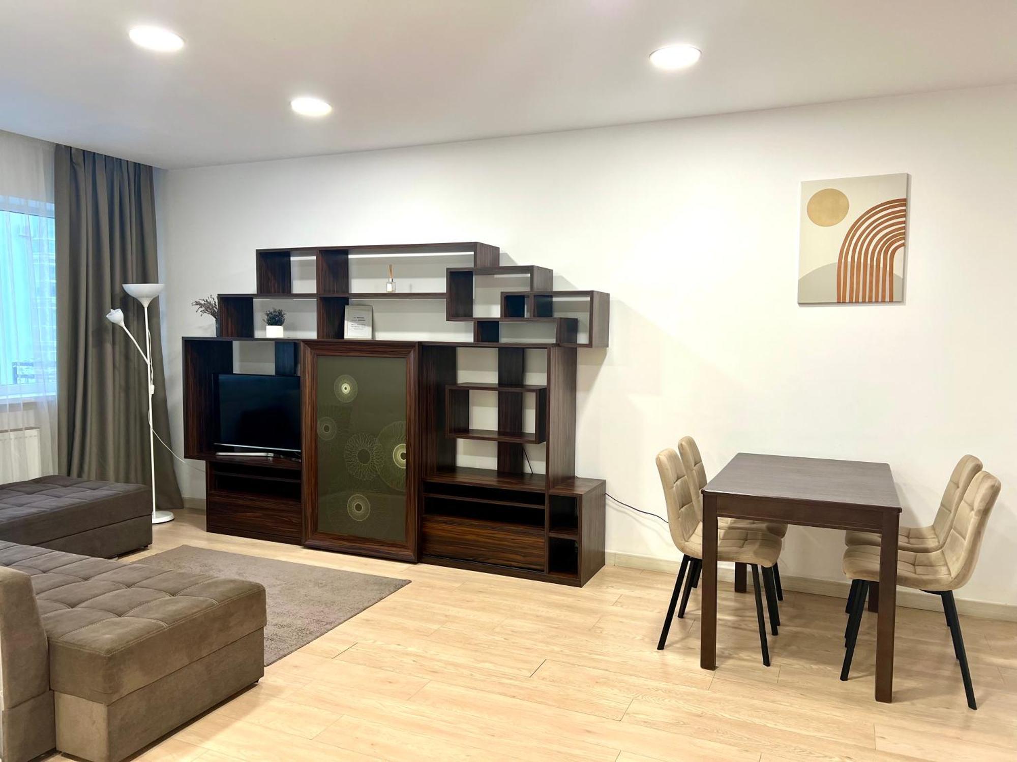 Osapart Comfortable Apartment In A Complex Great Britain Lviv Bagian luar foto